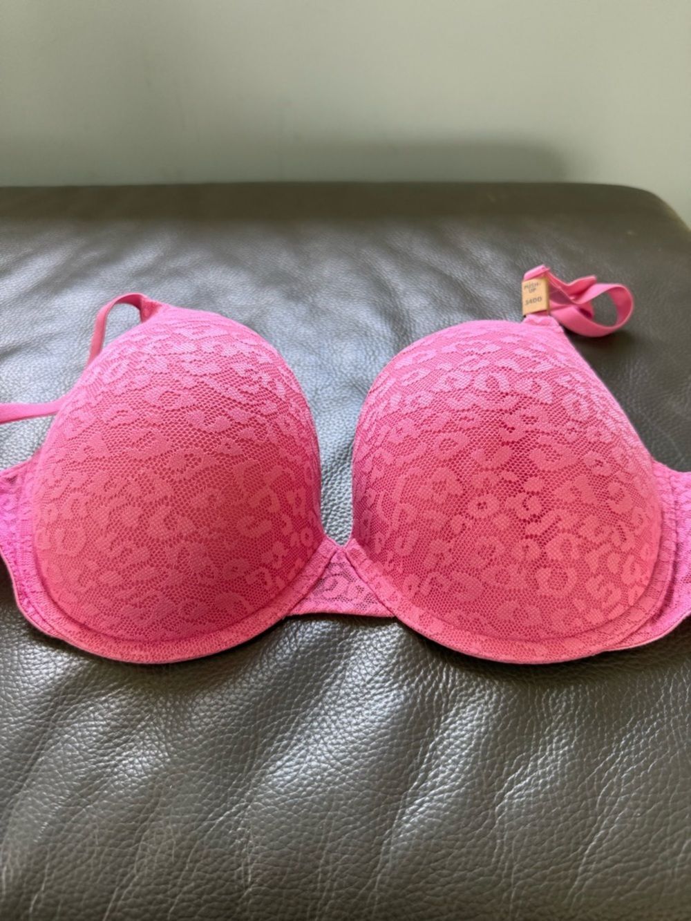 NWT Victoria's Secret Hot Pink Lace Push-Up Bra 34DD